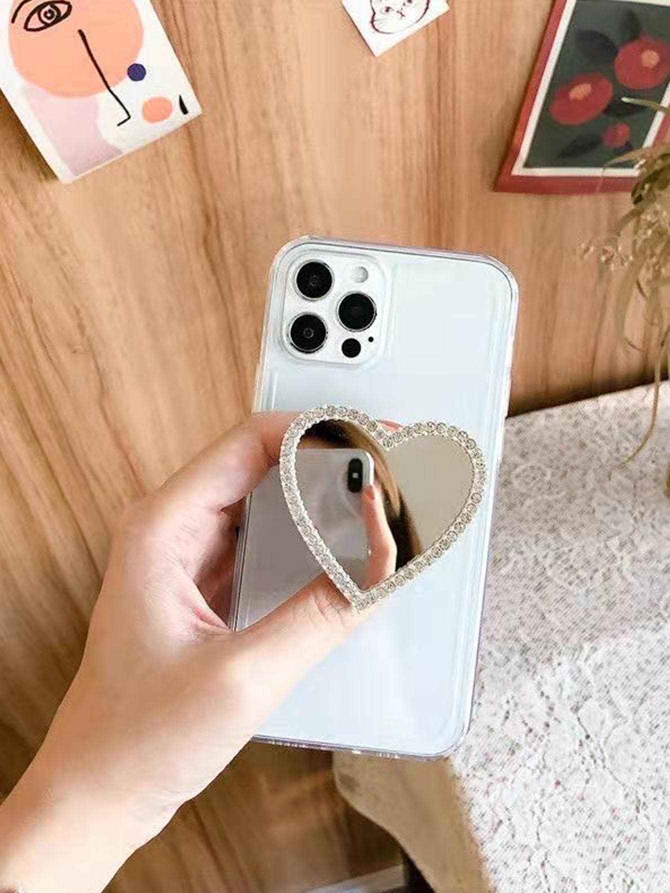 1pc Heart Shaped Mirror Stand-Out Phone Grip